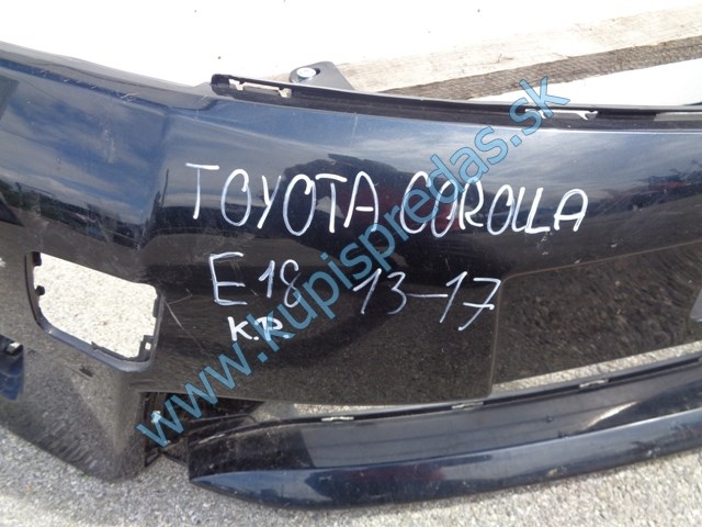 predný nárazník na toyotu corollu e18, 5211902E50